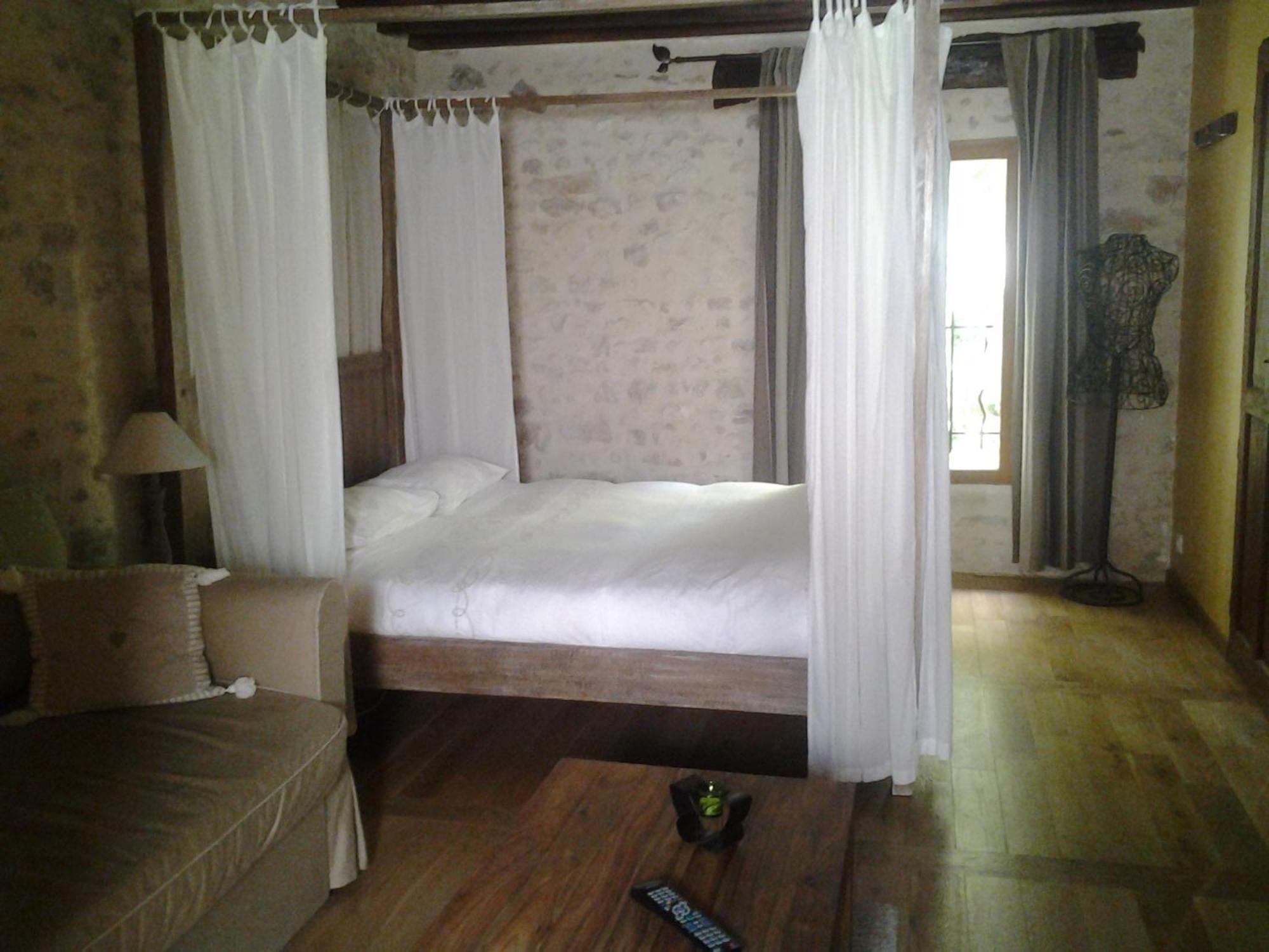 Bed and Breakfast La Ferme Du Vintue Etrechy  Zimmer foto
